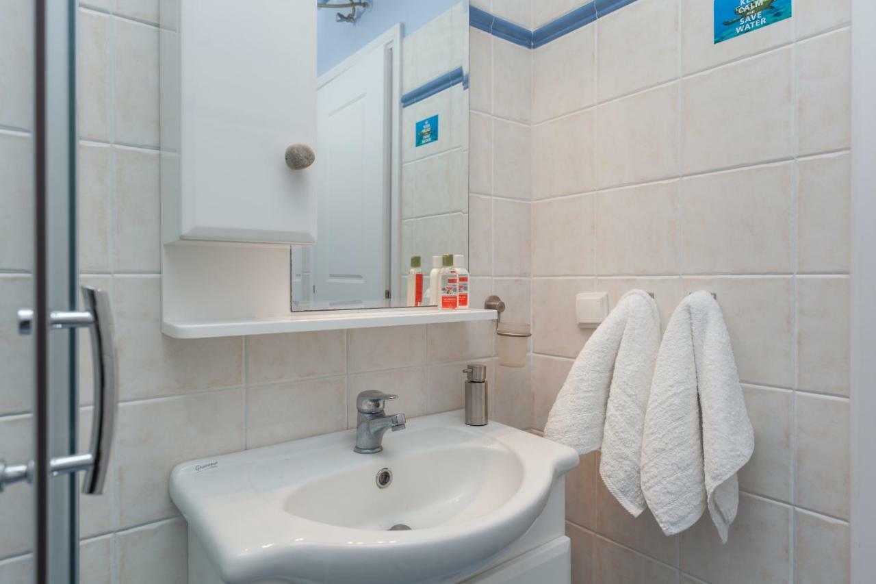 Just Blue With Amazing Sea Views In Piso Livadi Villa Buitenkant foto