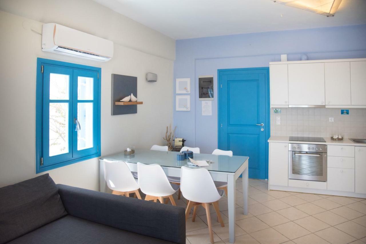 Just Blue With Amazing Sea Views In Piso Livadi Villa Buitenkant foto